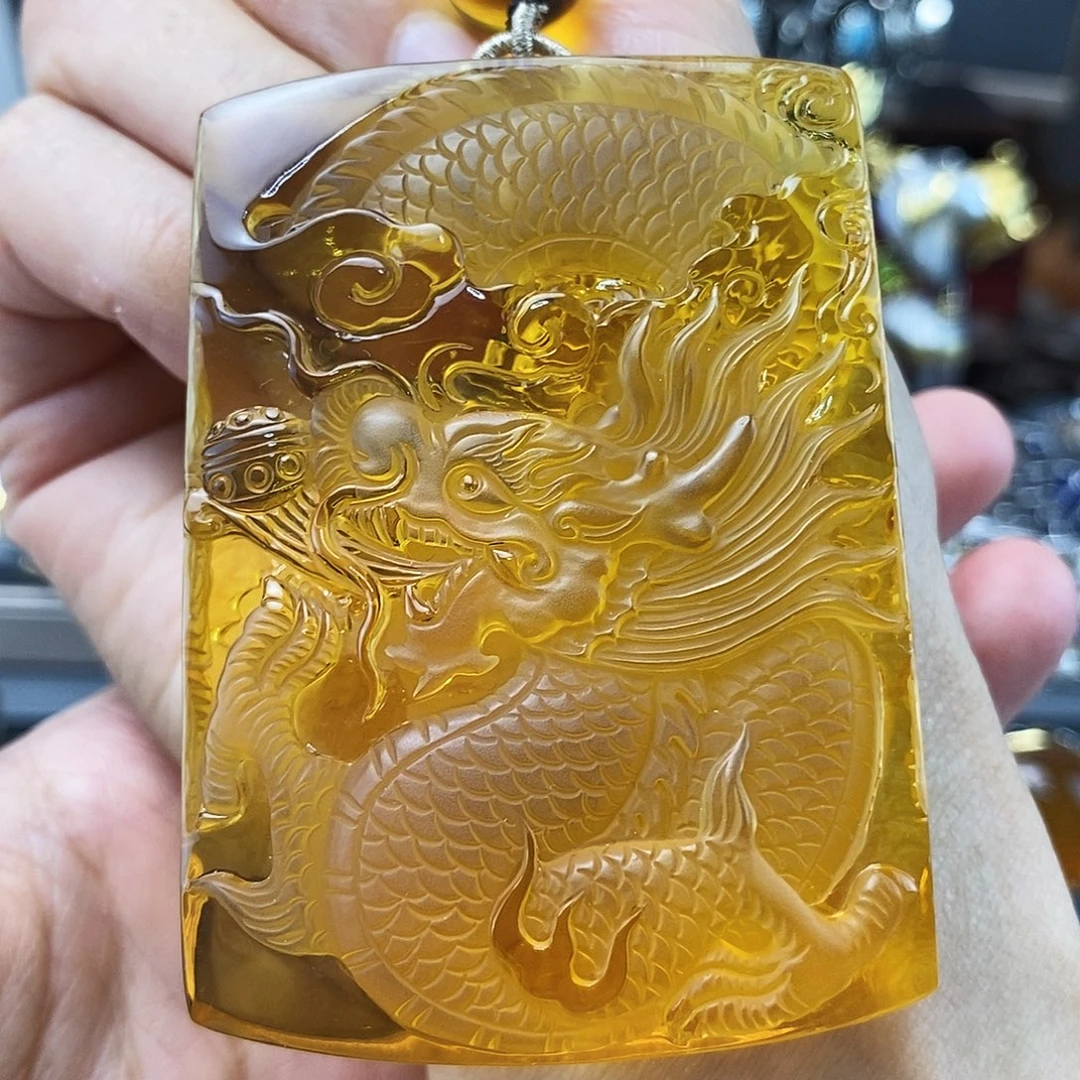 裸石琥珀未镶嵌龙牌吊坠