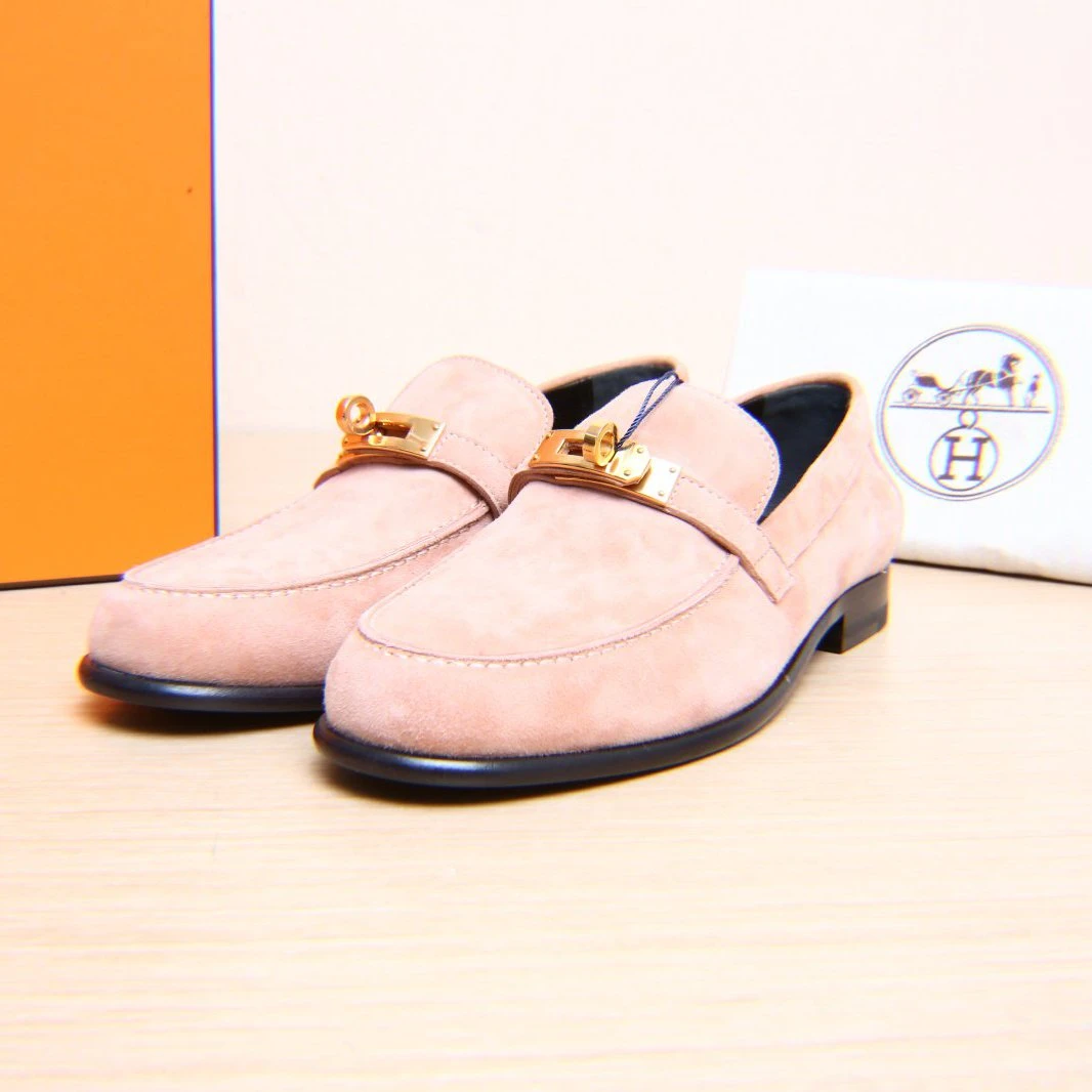 全新未使用 Hermes/爱马仕 积分-288/汤/P205336942/乐福鞋