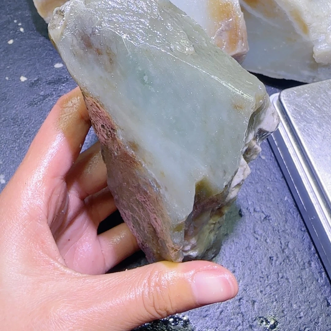 和田玉未镶嵌珠宝半成品