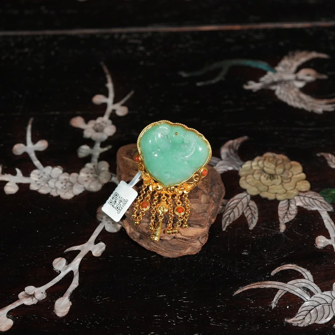 2.6香港王老板-翡翠镶嵌戒指kb19