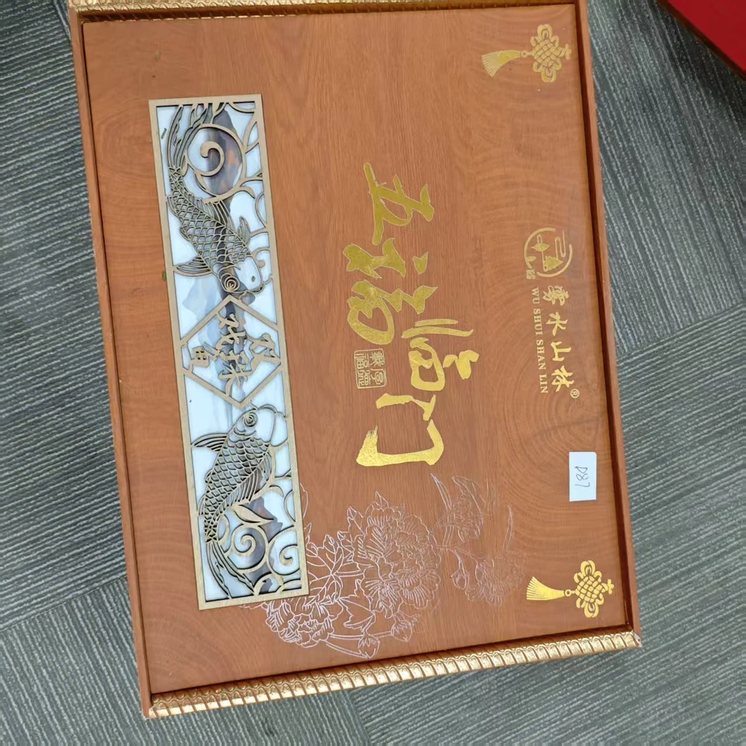 孤品D87礼盒破损+茶叶没有手提袋介意勿拍