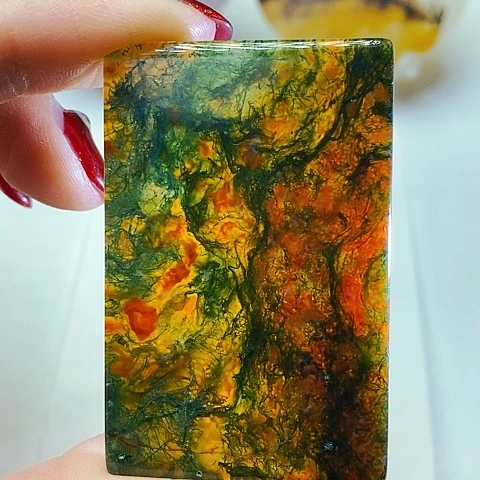 玛瑙/玉髓颈饰未镶嵌金*