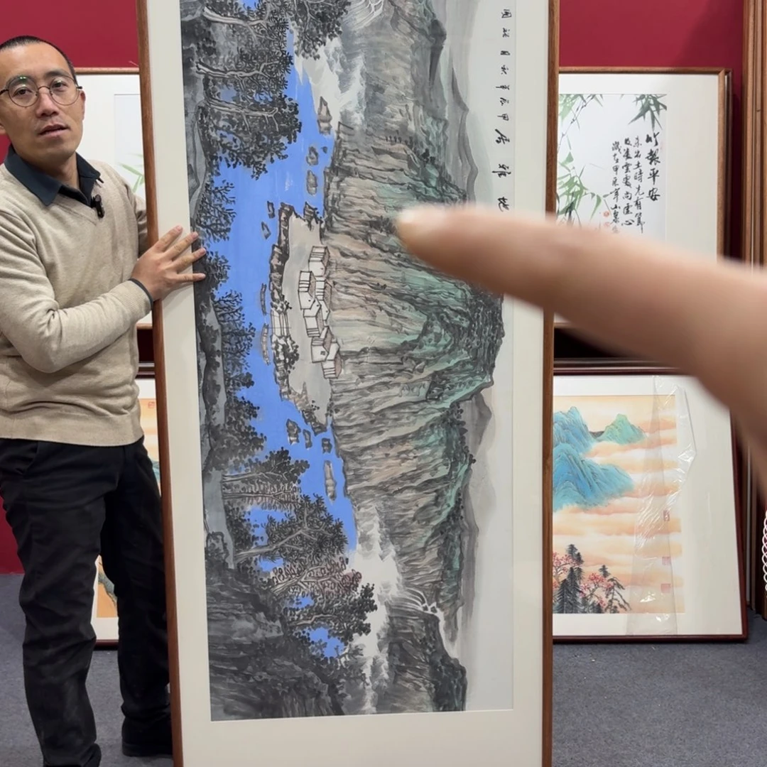 国画带框绘画作品