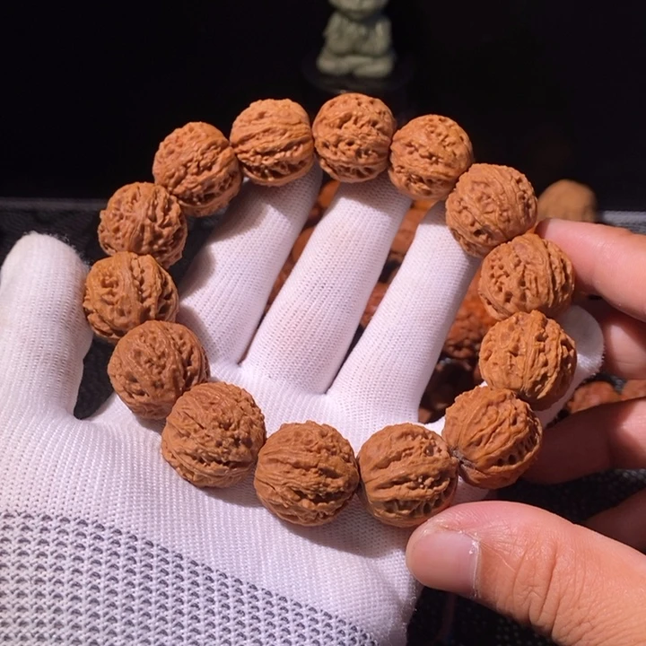 手串文玩核桃……22