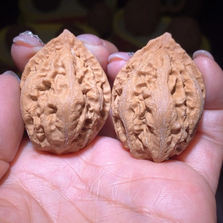 文玩核桃把件东北野生楸子小美6 4