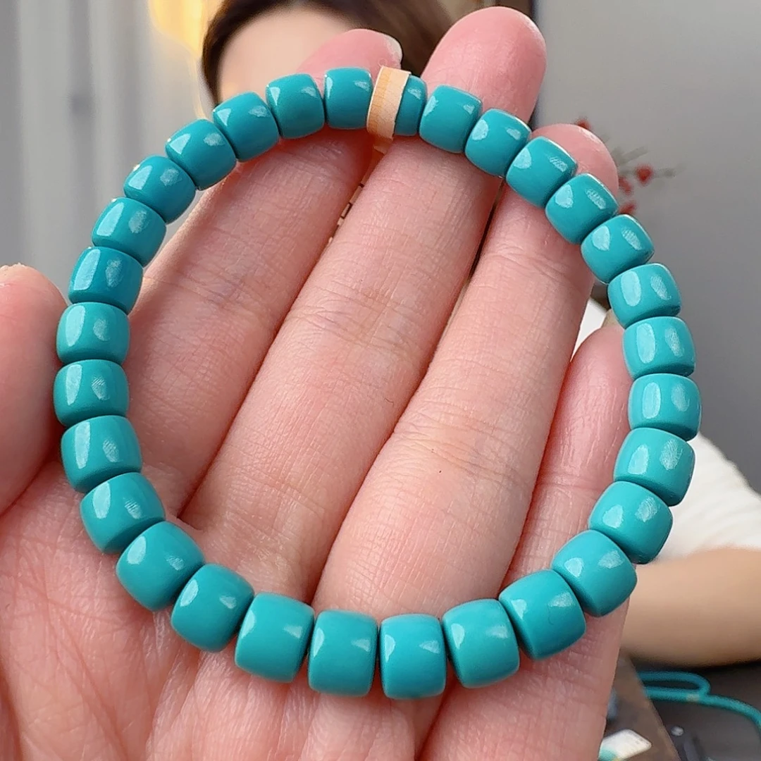 甜***气绿松石未镶嵌珠宝奇石