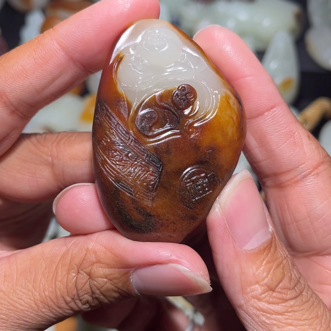 啊***他和田玉未镶嵌颈饰