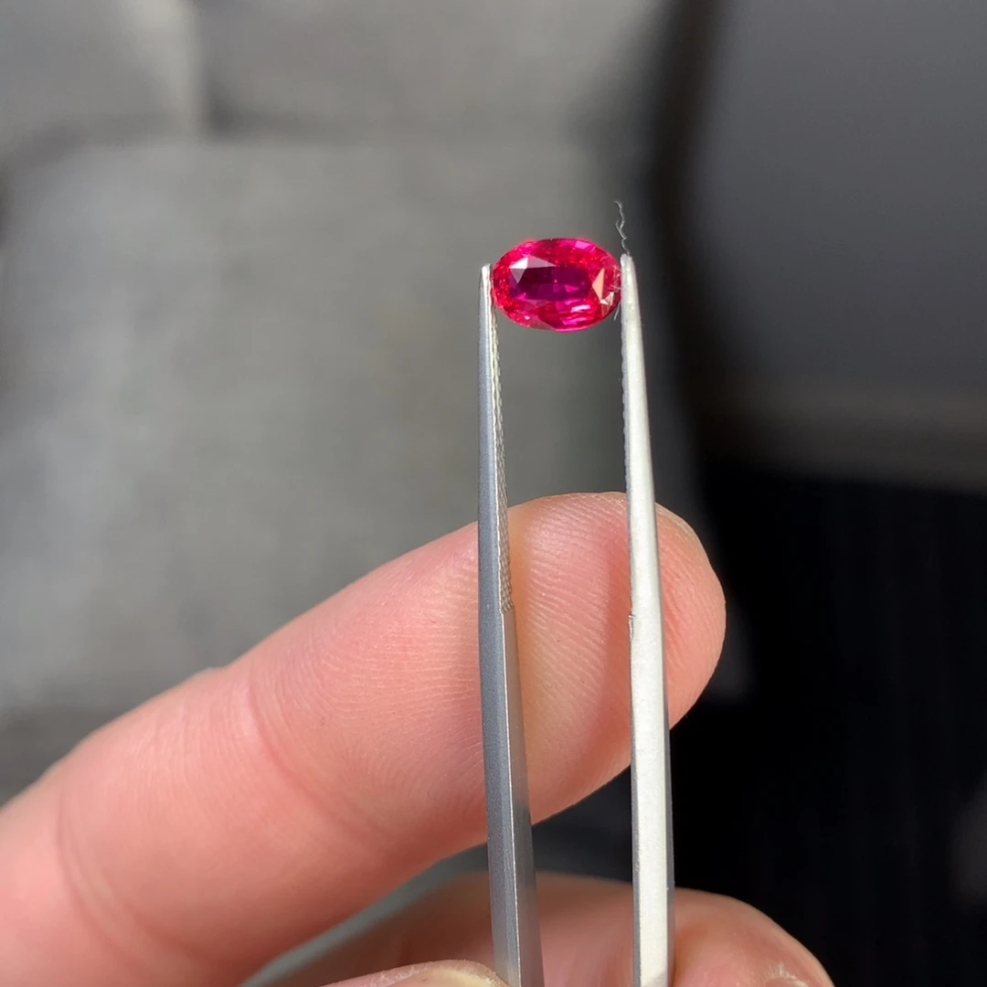 裸石红宝石1克拉无烧鸽血红红宝石裸石