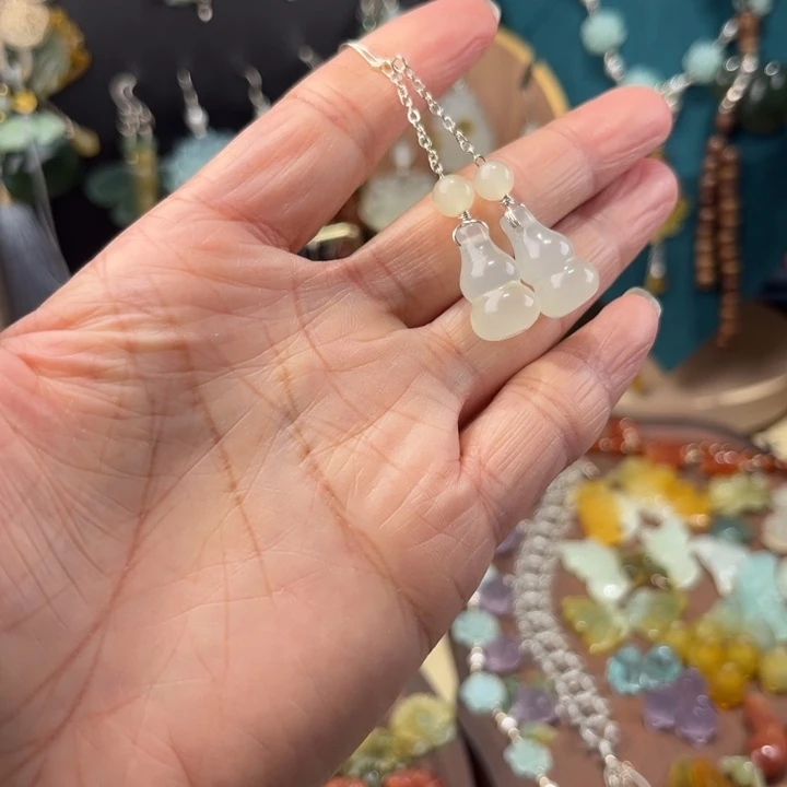 蛇纹石玉银S925镶嵌耳饰