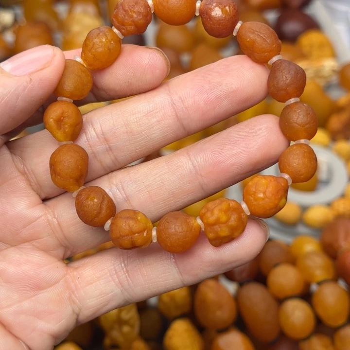 琥珀未镶嵌裸石天然蜜蜡手串