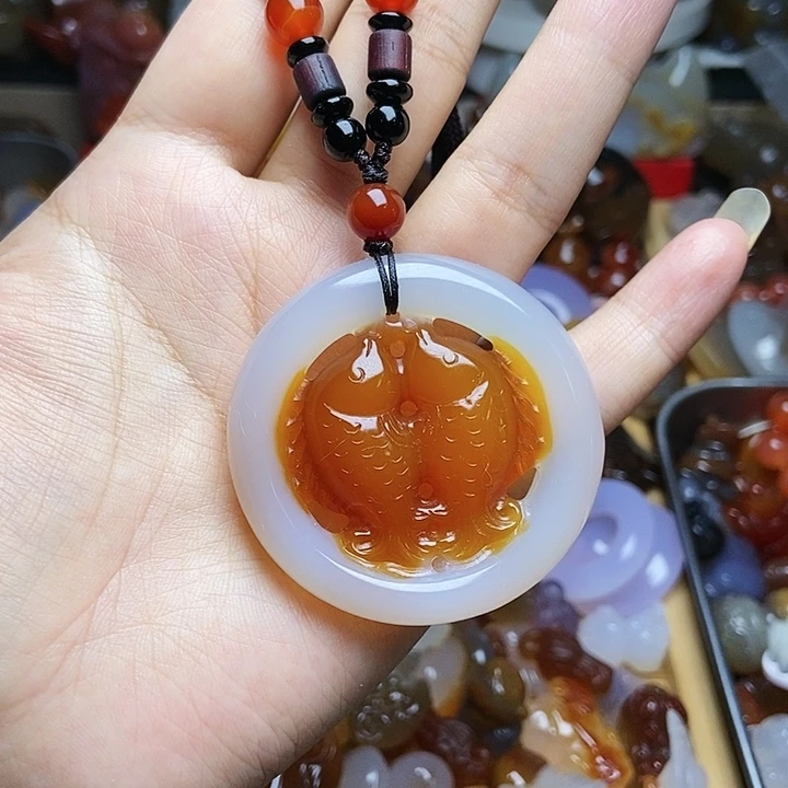 未镶嵌颈饰玛瑙/玉髓