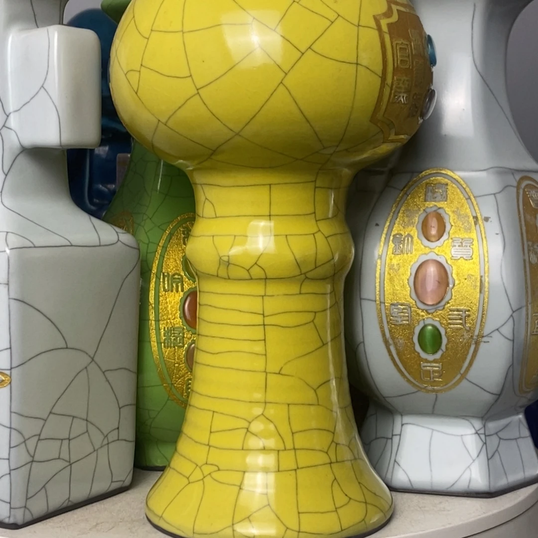 空***云瓷器摆件瓷器上瓷器摆件