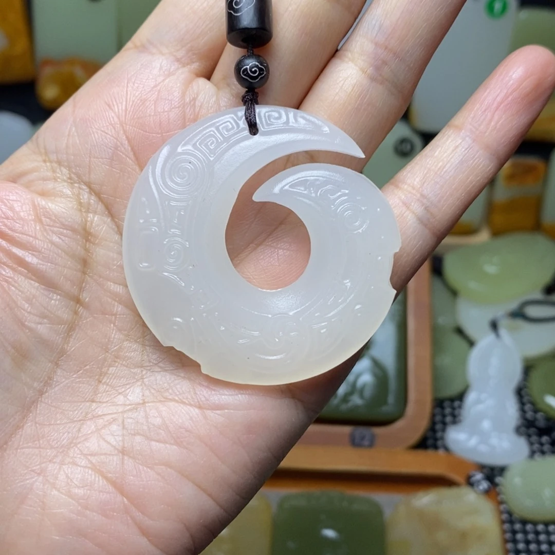 ?*人新疆昆仑山料时来运转