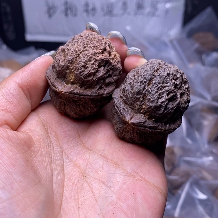 把件文玩核桃云南野生铁核桃66号40mm