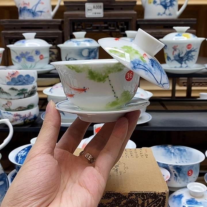 手绘五彩荷花悬停盖碗150cc釉下彩微瑕福利款