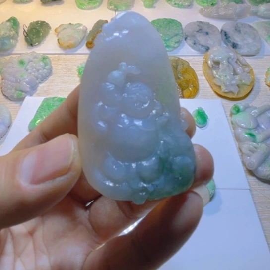 定制翡翠未镶嵌翡翠