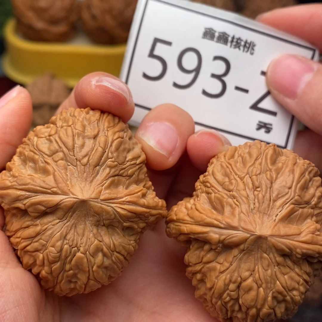 文玩核桃把件泥鳅背44……