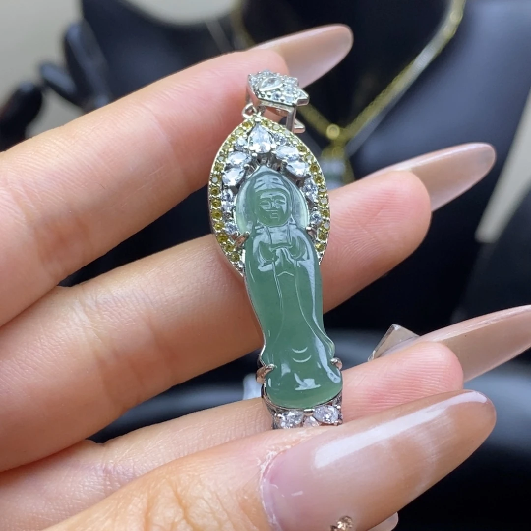 翡翠未镶嵌颈饰天然翡翠A货