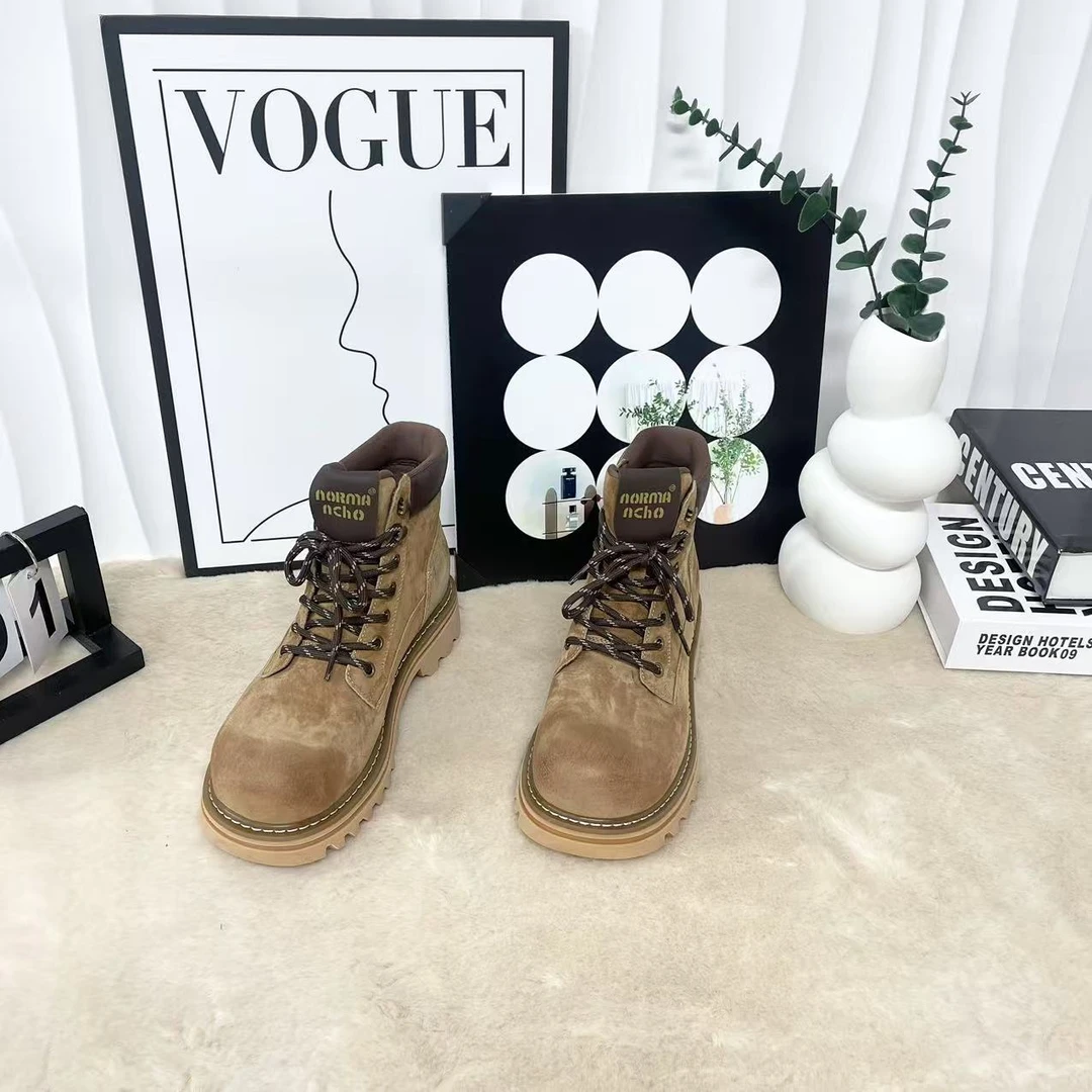 新款气质休闲百搭女士马丁靴A/DDW/363-9n