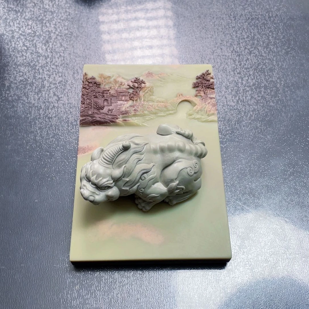 貔貅手工雕刻原石制作的