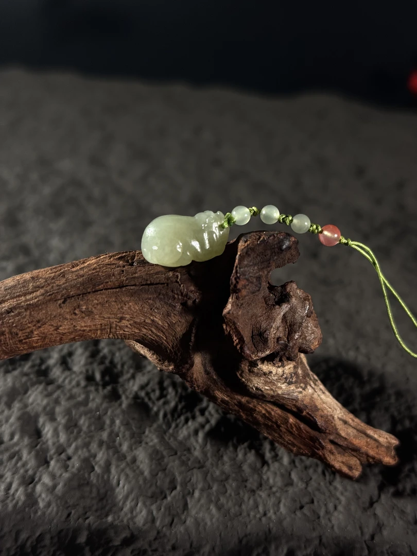 【貔貅挂坠】和田玉高冰挂坠*多样性发一件