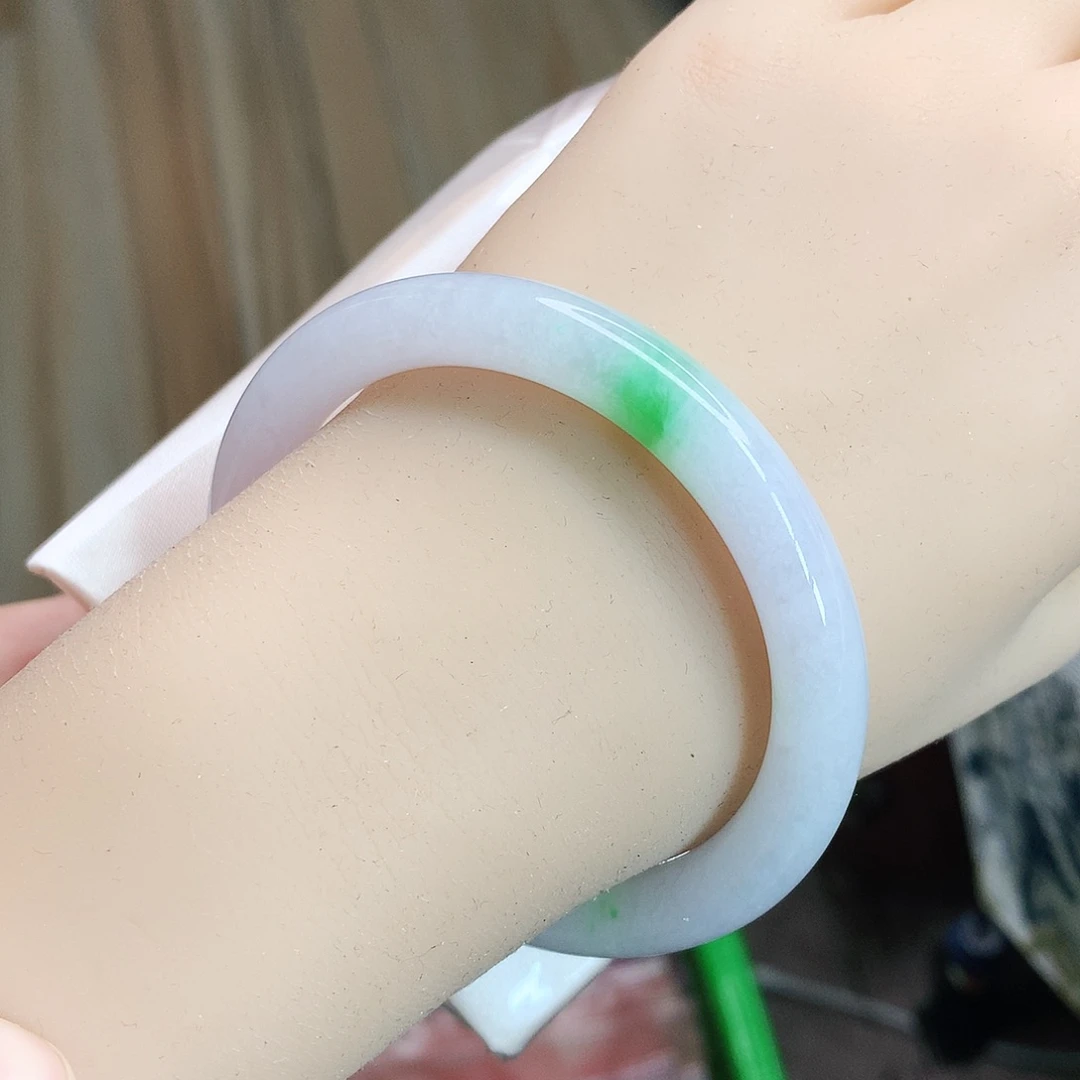 未镶嵌手镯翡翠55圈口粉紫飘阳绿美人条572