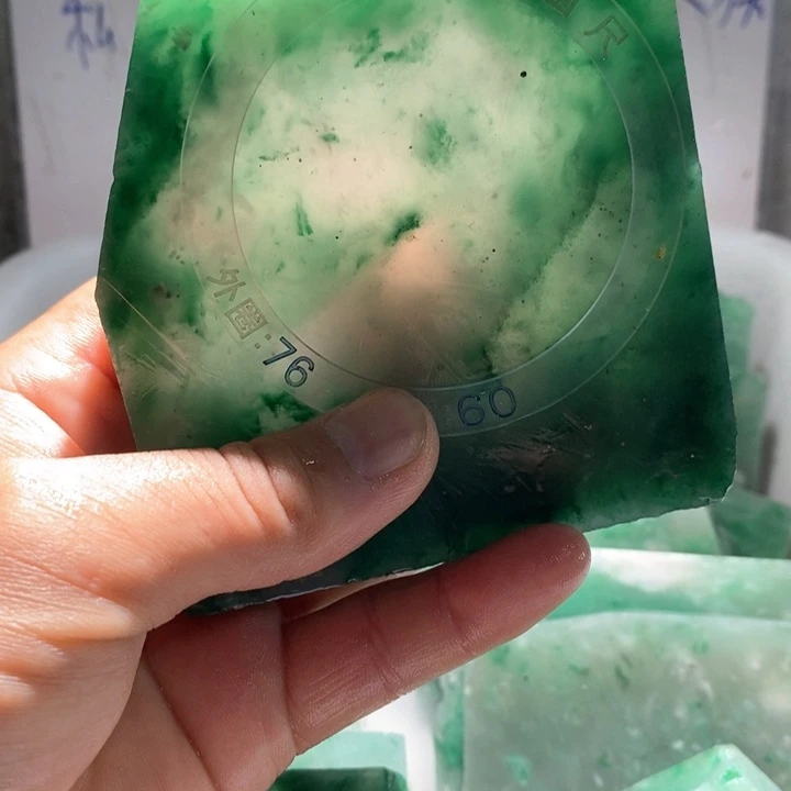 招***宝定制石英质玉（非洲翠）