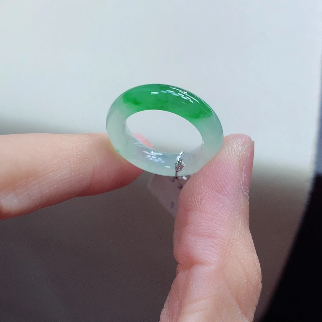 翡翠未镶嵌戒指7-8号