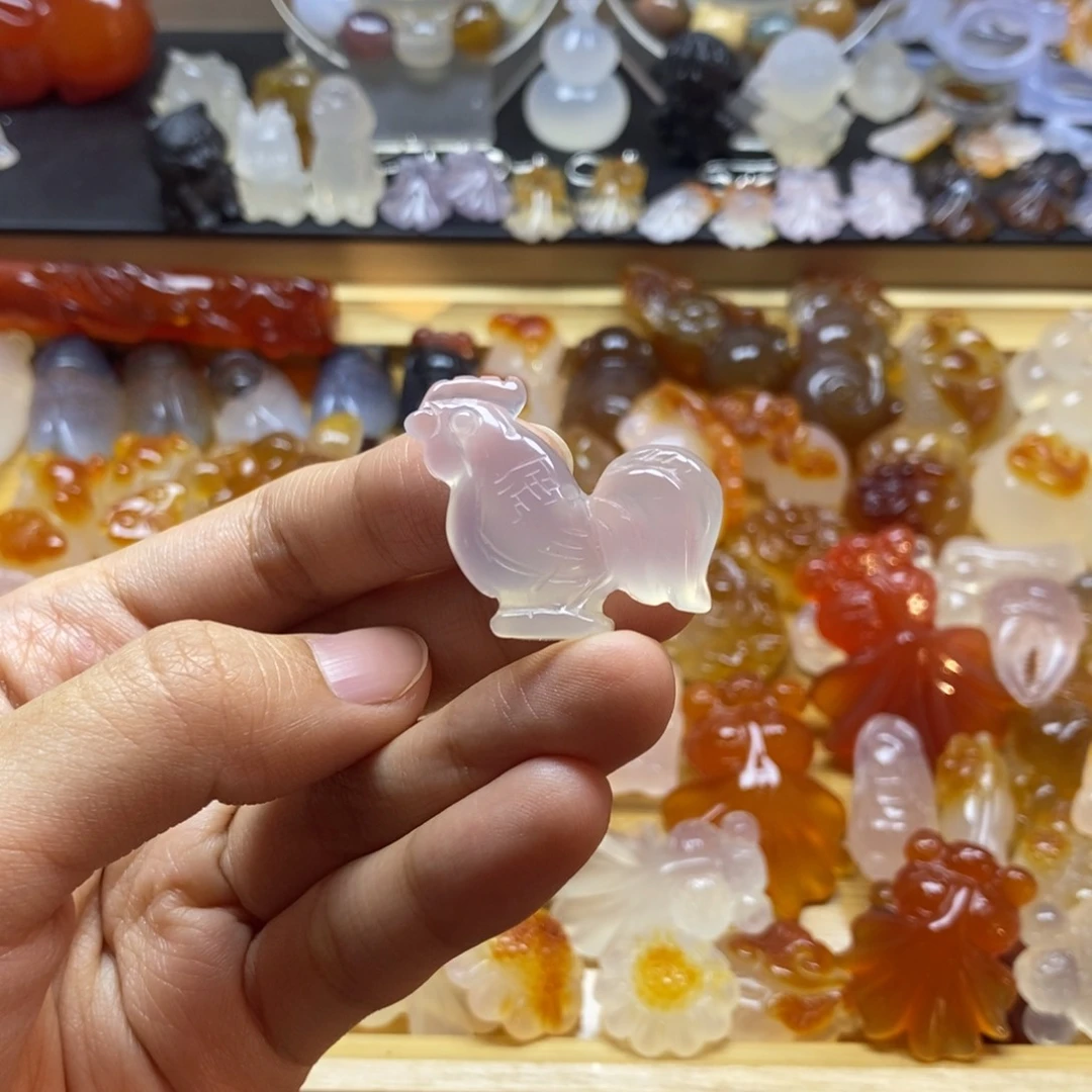玛瑙/玉髓颈饰未镶嵌万***修