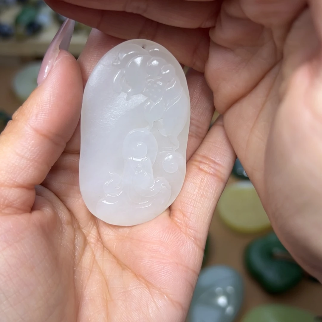 颈饰未镶嵌和田玉