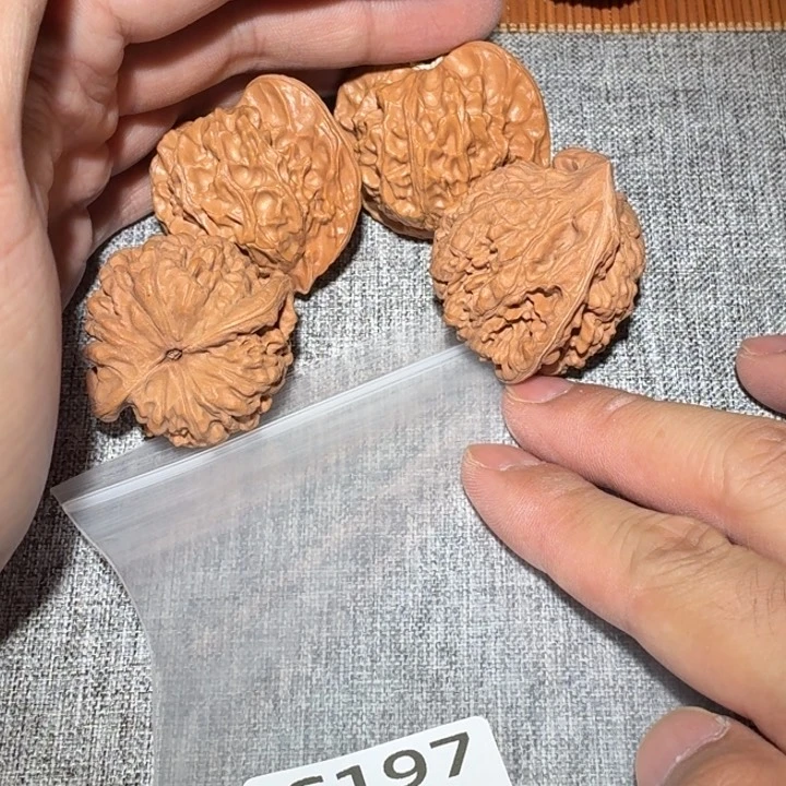 文玩核桃吊坠官帽197