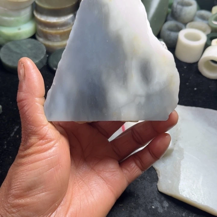 和田玉（糖玉）未镶嵌珠宝半成品