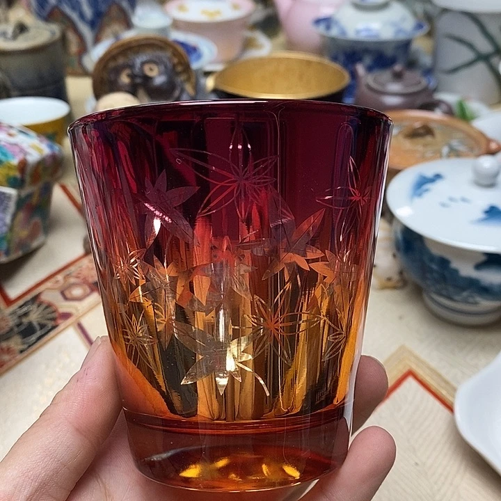 紫砂茶盘杯子的味道就好像被风带走一般了吗哈哈哈