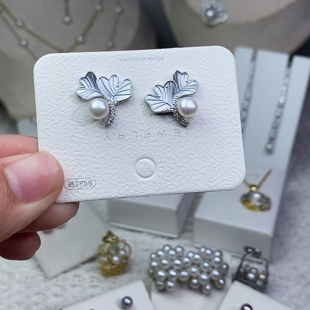 银S925镶嵌淡水珍珠耳饰