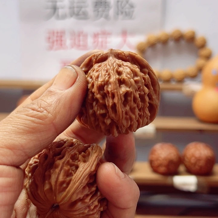 爱***谁三醋酯纤维涿鹿南疆石文玩核桃