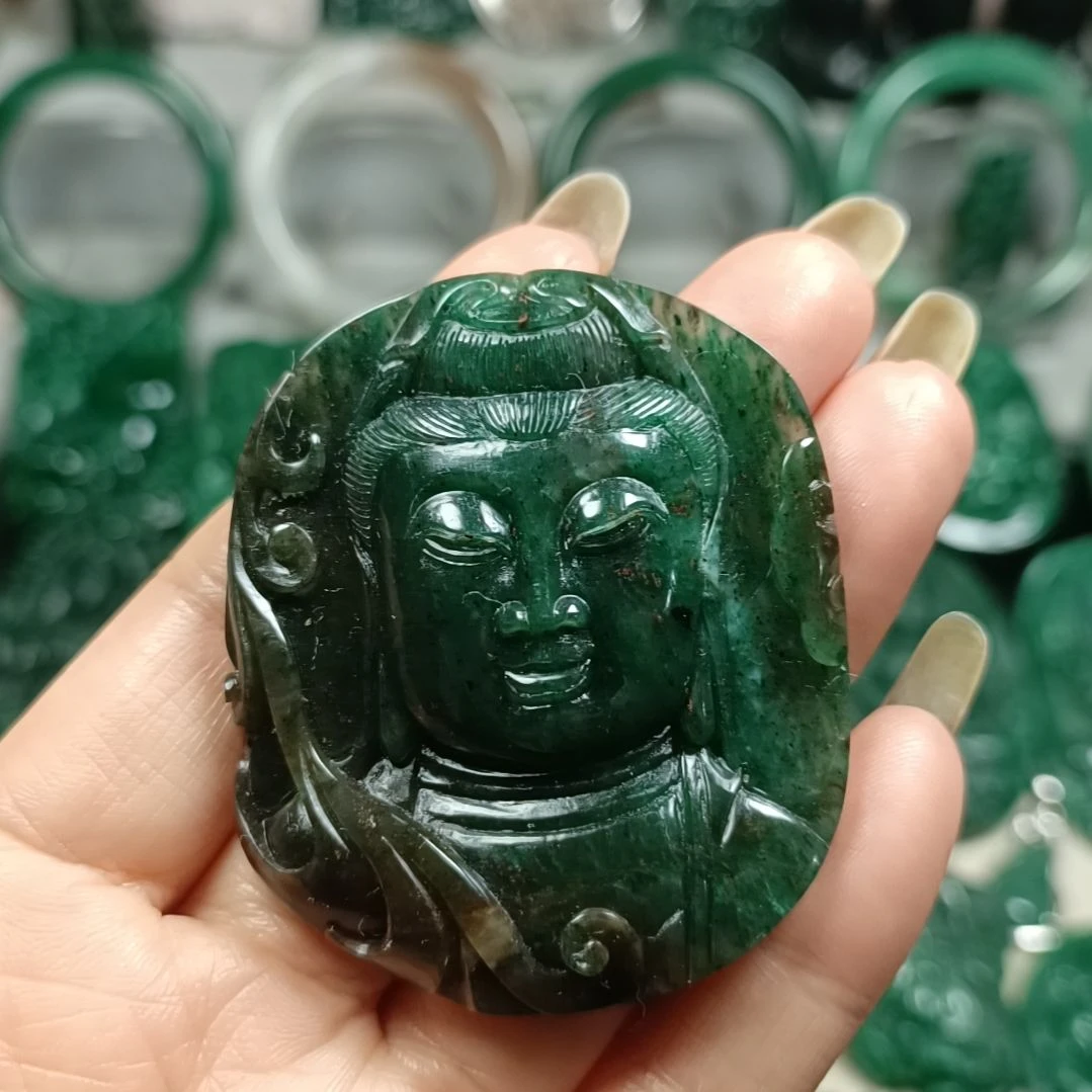 独山玉未镶嵌观音菩萨