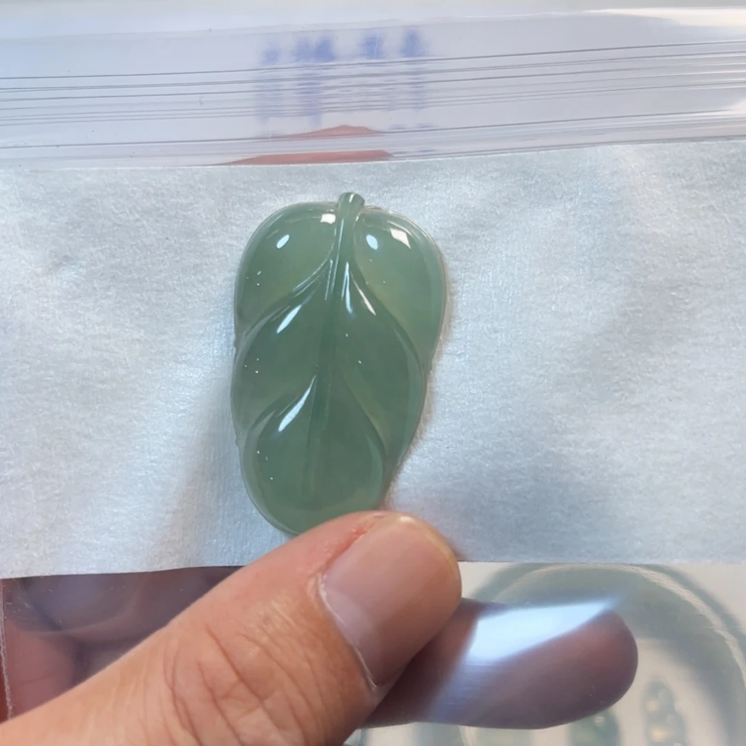 定制翡翠未镶嵌天然缅甸翡翠叶子