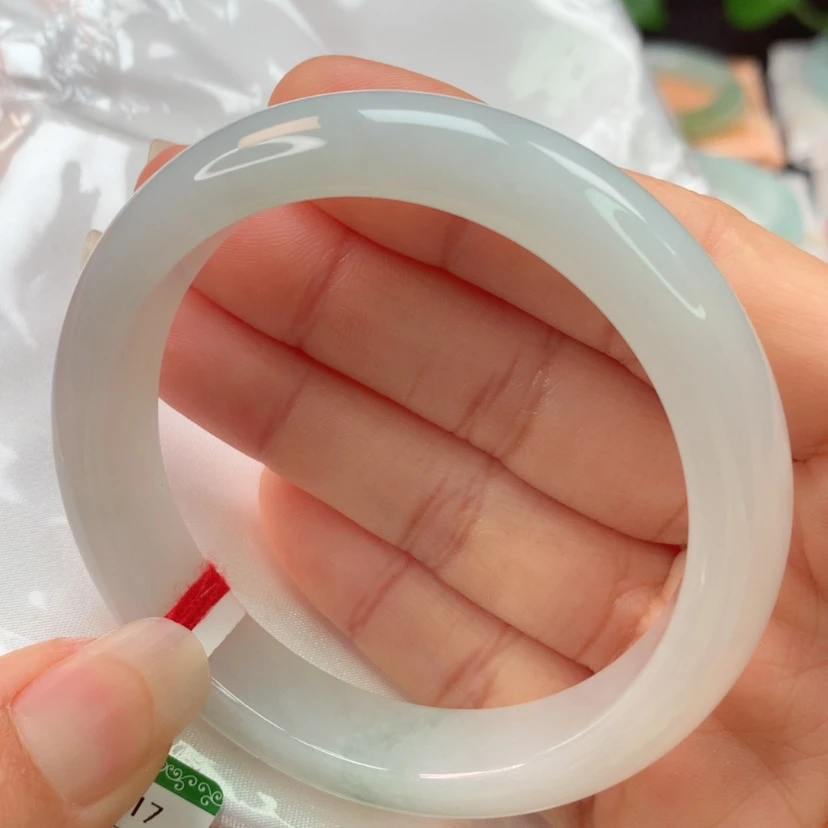 【闪购商品】翡翠手镯未镶嵌天然翡翠手镯