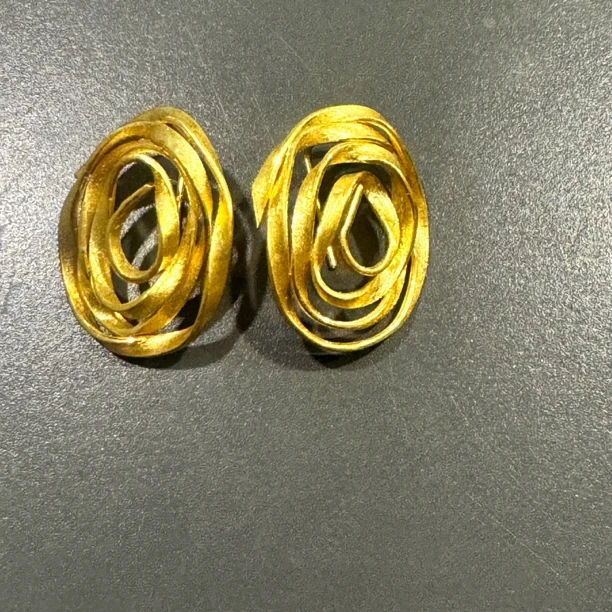 A播 13.15g 足金999 耳饰d