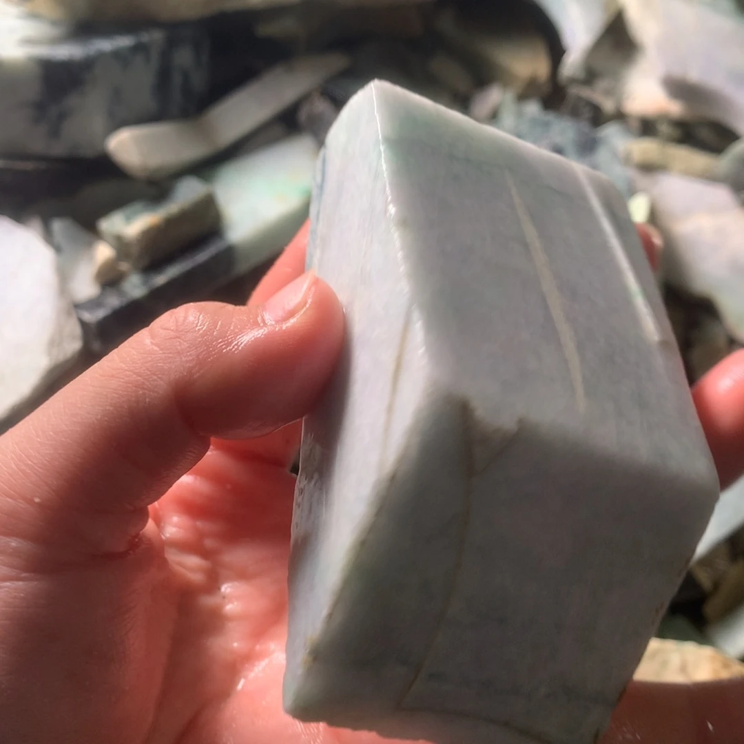 翡翠颈饰未镶嵌缅甸翡翠