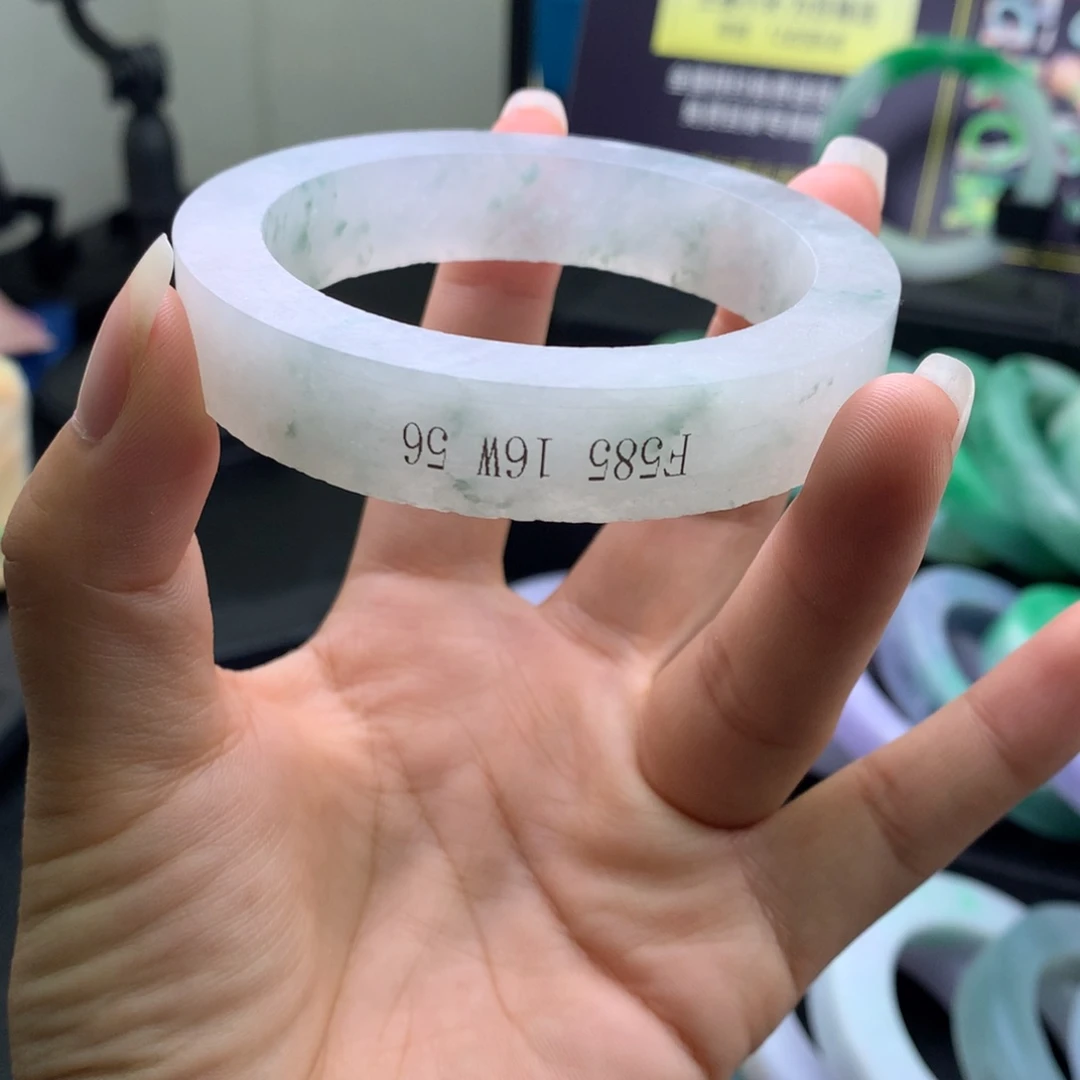 定制翡翠未镶嵌正圈