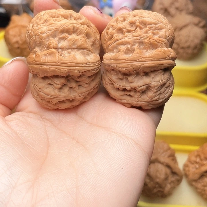 文玩核桃吊坠一****元宝