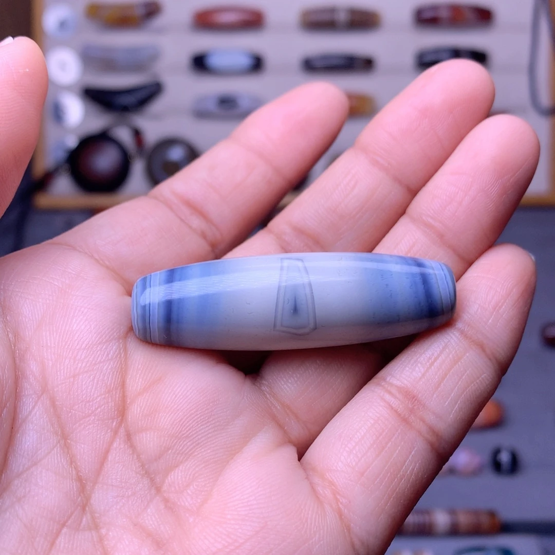 翡***翠玛瑙/玉髓未镶嵌珠宝奇石