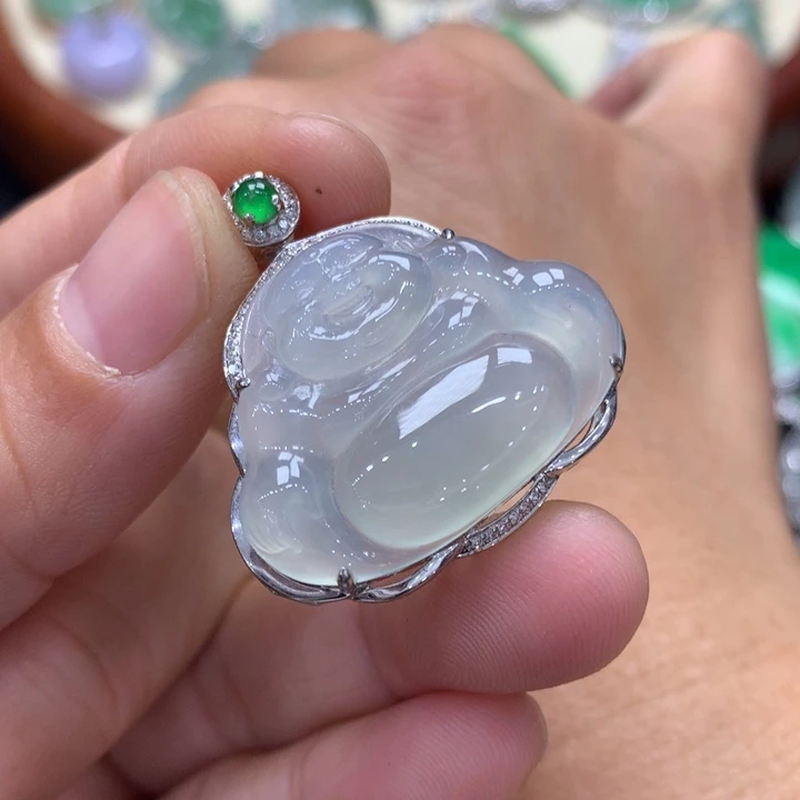 翡翠吊坠(不含链)18K金镶嵌