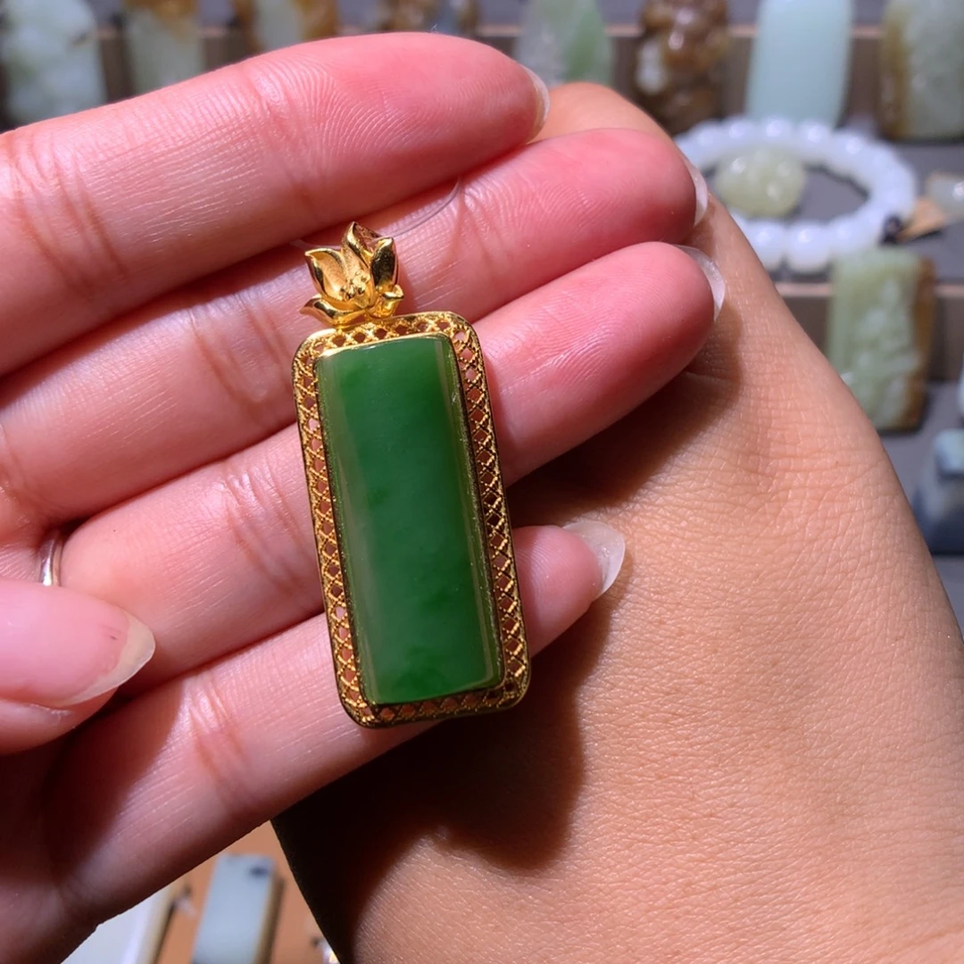 和田玉银S925镀金镶嵌颈饰