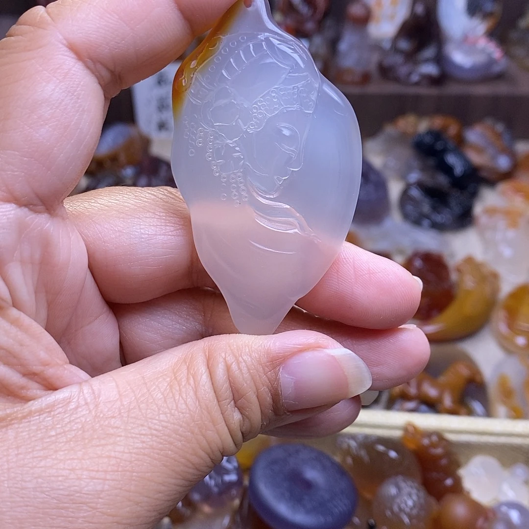 玛瑙/玉髓未镶嵌颈饰