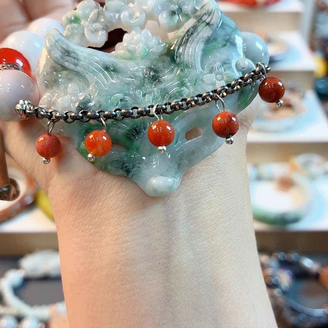 S***C翡翠未镶嵌手链手串