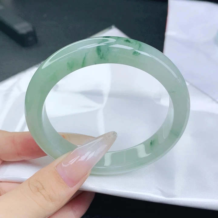 翡翠未镶嵌手镯58-59圈口