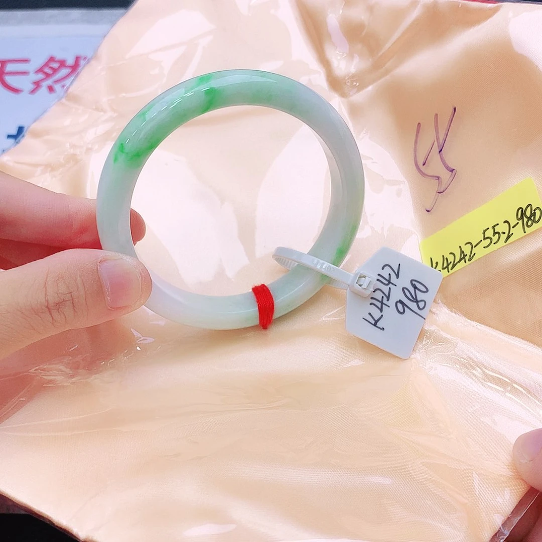 未镶嵌手镯翡翠翡翠