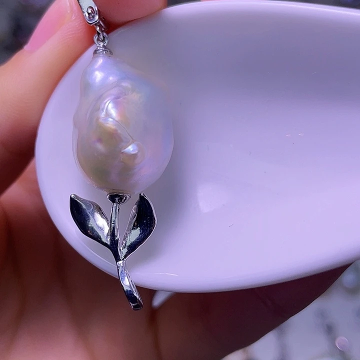 淡水珍珠颈饰合金02